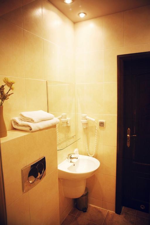 Hotel Zorza Namysłów Pokoj fotografie