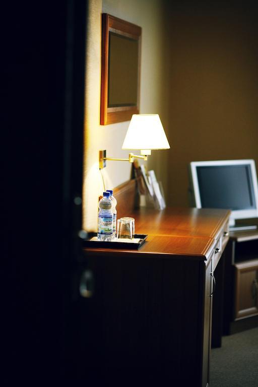 Hotel Zorza Namysłów Pokoj fotografie