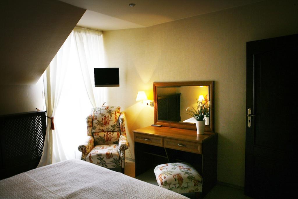 Hotel Zorza Namysłów Pokoj fotografie
