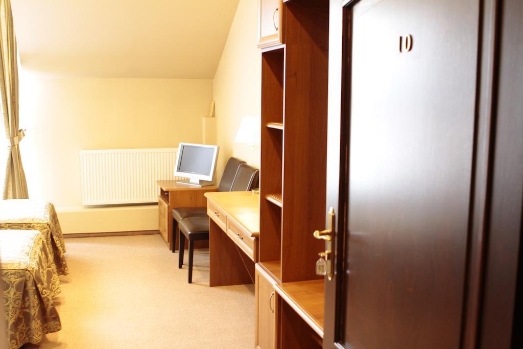Hotel Zorza Namysłów Pokoj fotografie