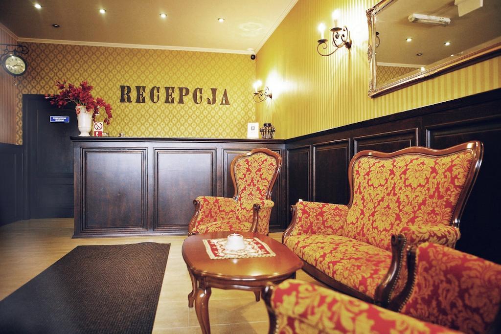 Hotel Zorza Namysłów Exteriér fotografie